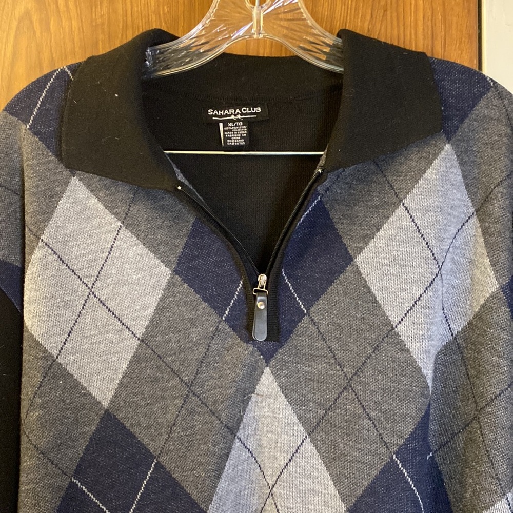 Sweater - Picture 2 of 3